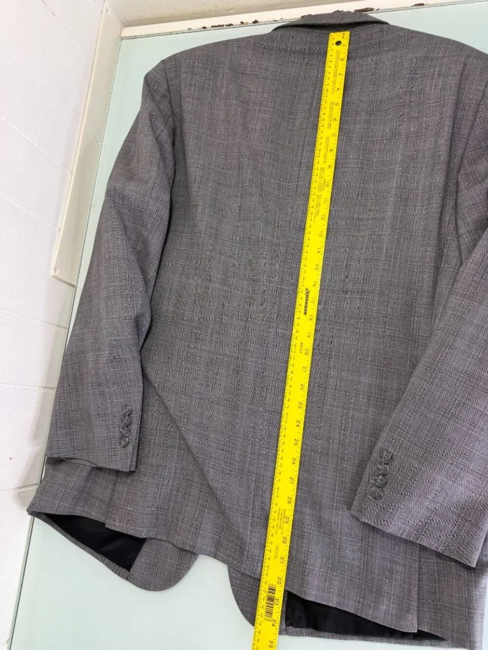 Jos A Bank 2 Piece Suit Traveler's Collection 46L Blazer 40X30 Pants Plaid Gray